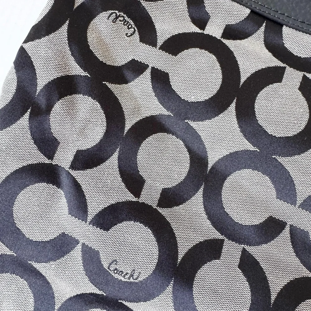 Coach 15013 Op Art Signature Bag